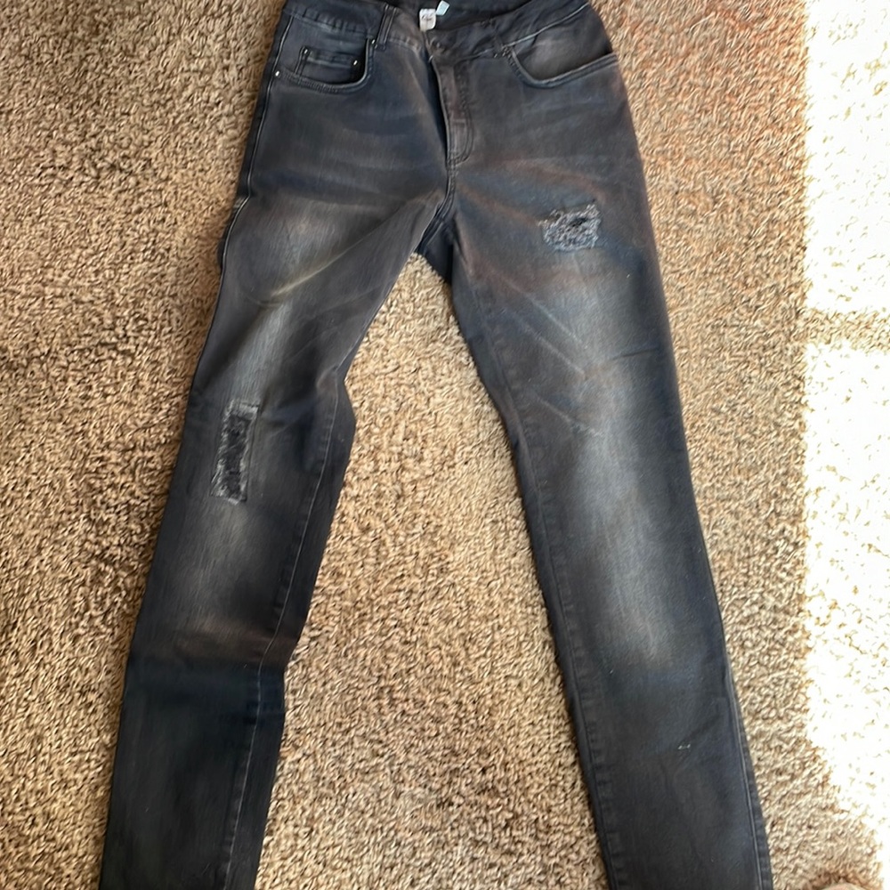 NWT Que Jeans